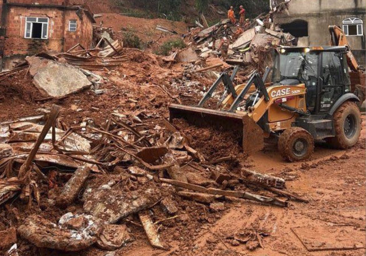 Chuva deixa dezenas de mortos e centenas de desabrigados em Juiz de Fora e Ubá