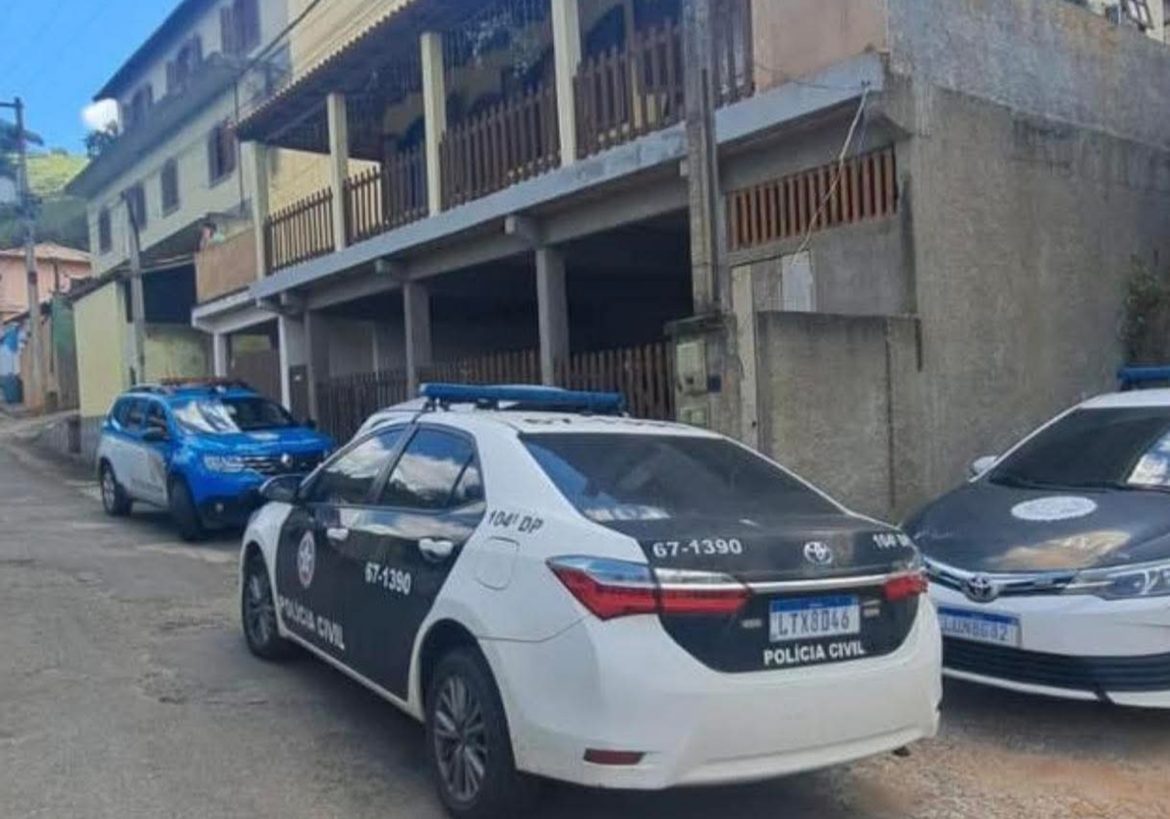 Homem é encontrado sem vida, vítima de homicídio, em São José